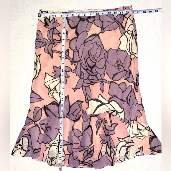 Artistic Accents Fitted Floral Print Skirt - Picture 2 of 4